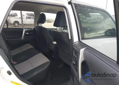 2023 Toyota 4Runner Sr5 z USA, uszkodzony, nr VIN JTEMU5JR0P6135434